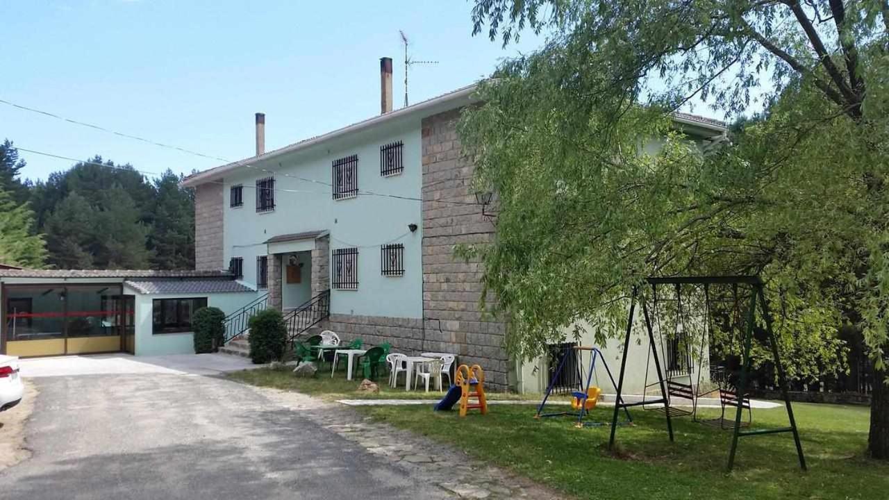 Апартаменти La Vista De Gredos Наварредонда-де-Ґредос Екстер'єр фото